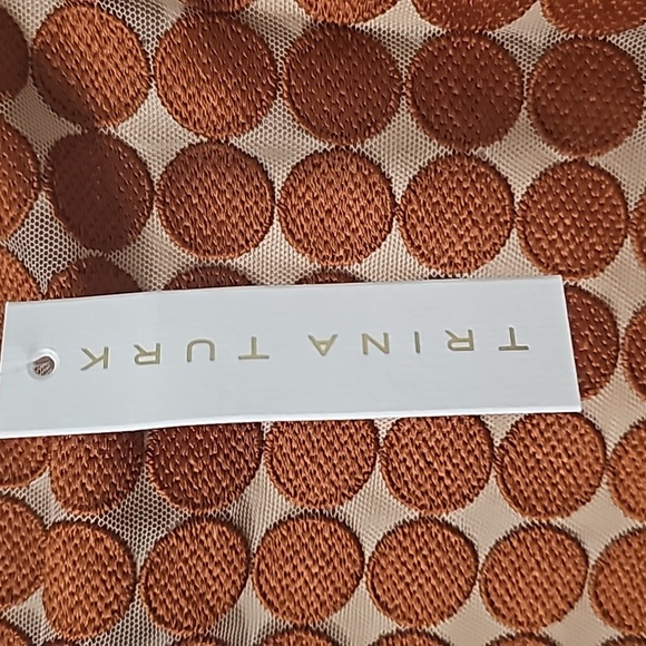 Brand new blouse - Picture 2 of 3